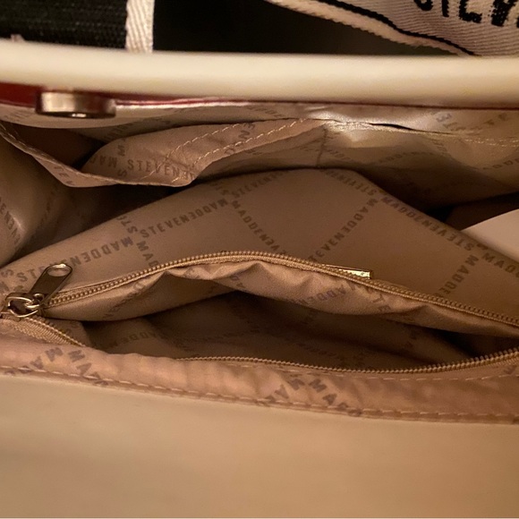 Steve Madden Convertible Patent Tote Bag Purse in Chevy Red - Picture 11 of 11